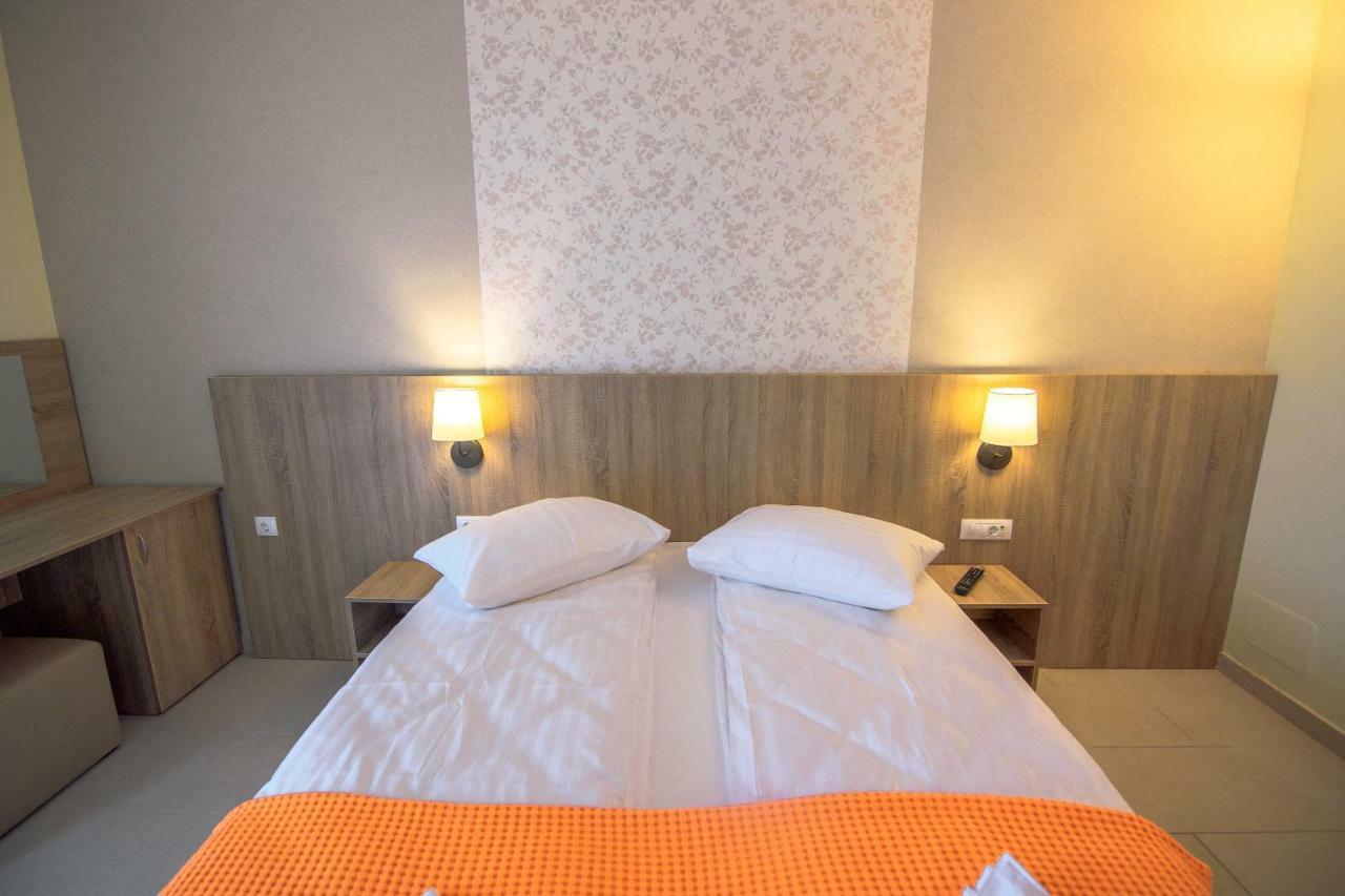 Hotel Piccadilly Mamaia Exterior foto